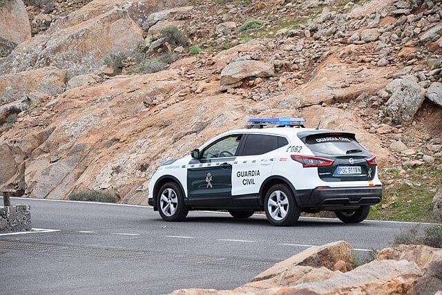 Drivers In Spain Face €200 Fine This Easter For Failing To Follow Emergency Corridor Rules As 17 Million Journeys Expected wikimedia commons