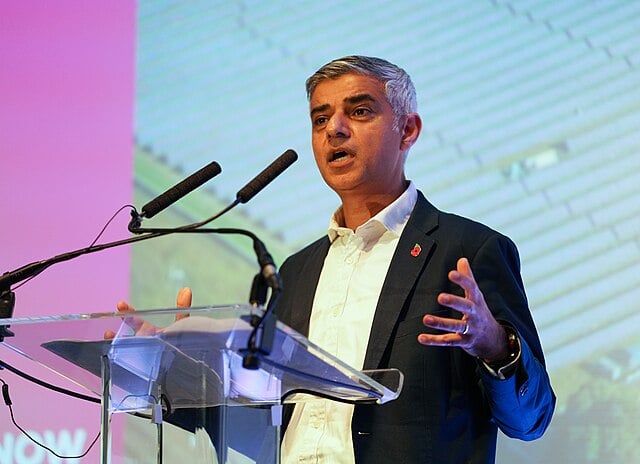 Sadiq Khan Calls for Crackdown on Social Media ‘Outrage Economy wikimedia commons