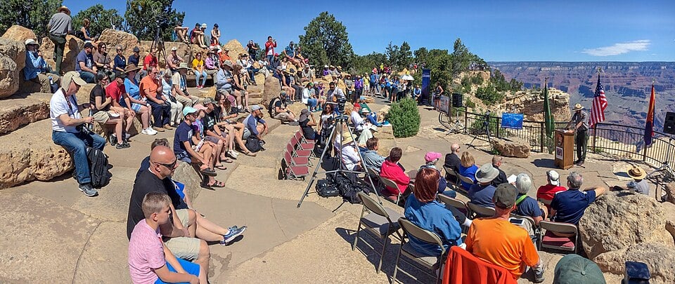 Colorado tourism hits record $29.2 billion as visitor numbers near 100 million, new report shows