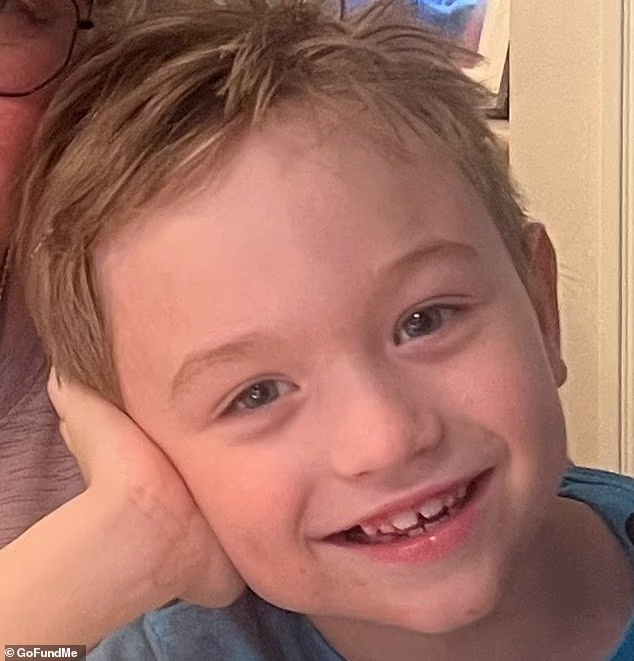 Sickening innovative information approximately demise of boy, 7, who cops mention was tortured to demise by his mother and her two transgender lovers