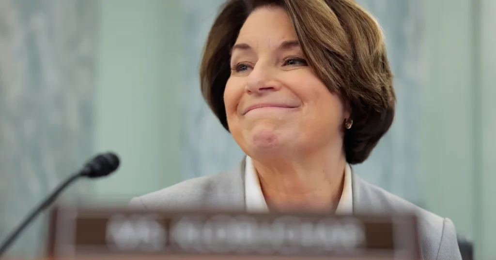 Sen. Klobuchar forecasted winner of DFL principal in Minnesota governor's race
