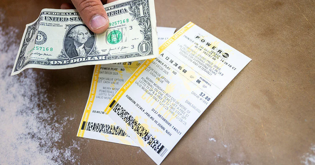 Powerball jackpot hits $1 billion after nobody gained $905 million grand prize