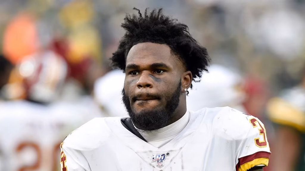 Imprisoned Tremendous Bowl winner Wendell Smallwood Jr provided preliminary announcement to be with eight-year-old dying daughter