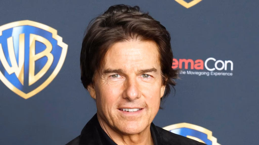Tom Cruise's intercourse life disaster: Insiders announce actor's secret 'frustration' at 64… actual explanation Ana de Armas fling collapsed… lover's brand he can't bear to listen to… and Victoria Beckham's losed interventions