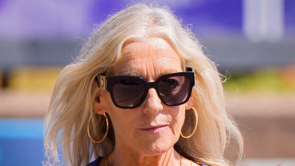 Feminine chemistry instructor is establish responsible of indecently assaulting two teenage pupils within the Nineteen Eighties after she had intercourse with 14-year-old as much as 30 instances and kissed second boy