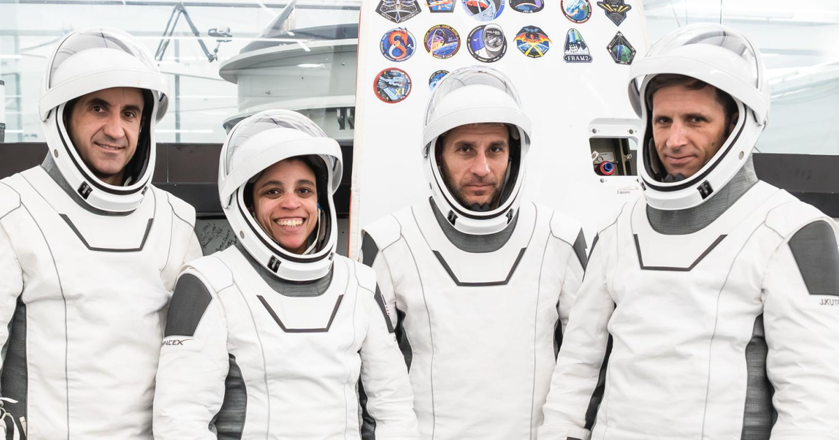 Photo: dispatchtimes.com Crew-13 launch postponed after leak found on Dragon spacecraft