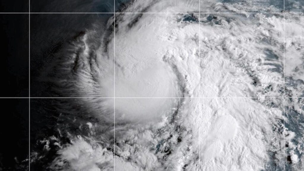 Karina swiftly intensifies into major Pacific hurricane