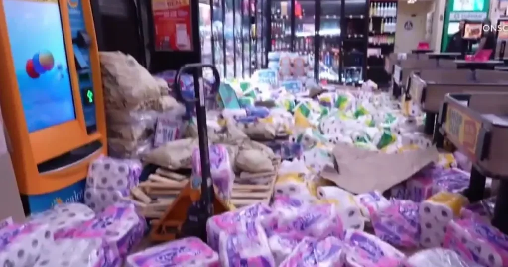 Superior Grocers store ransacked amid South LA street takeover
