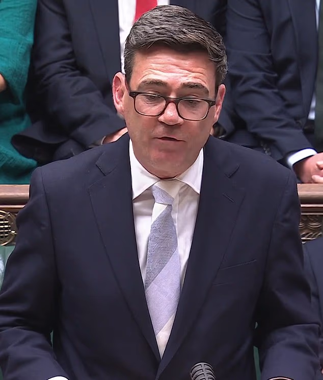 Burnham squanders big moment with baffling triple-helix talk