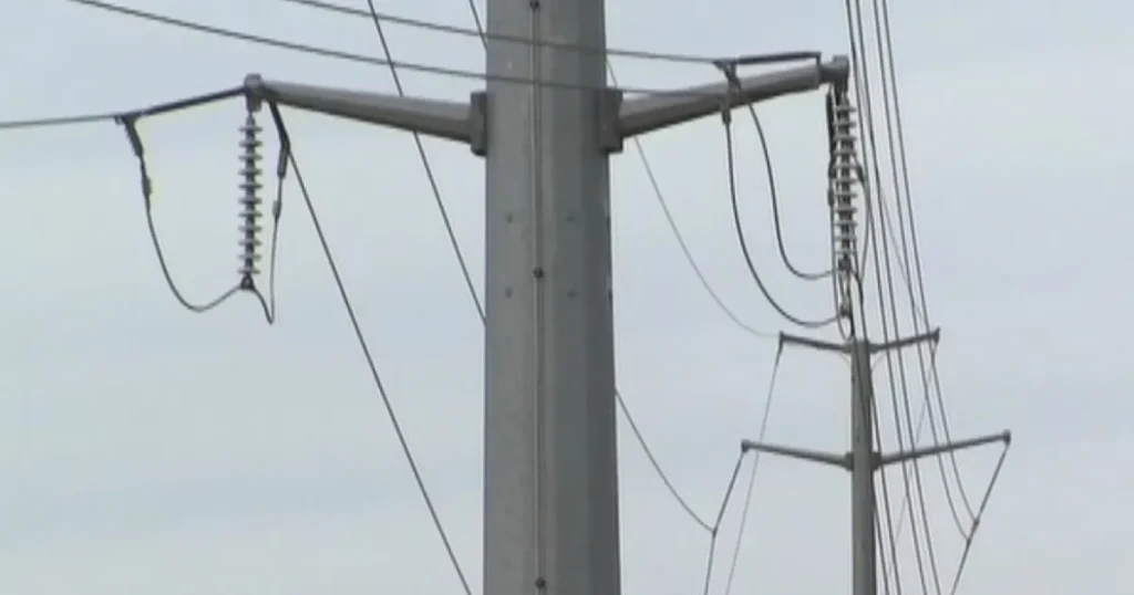 Houston power cuts: CenterPoint and Entergy maps, report outages