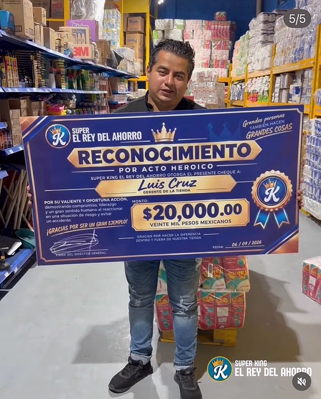Supermarket manager saves toddler from oncoming traffic