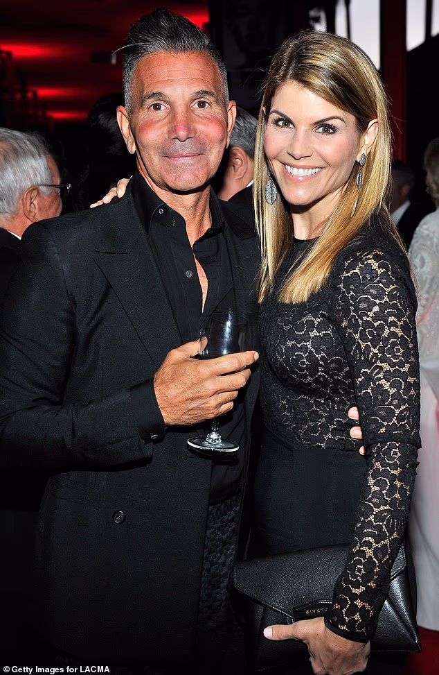 Lori Loughlin seeks divorce from Mossimo after 28 years