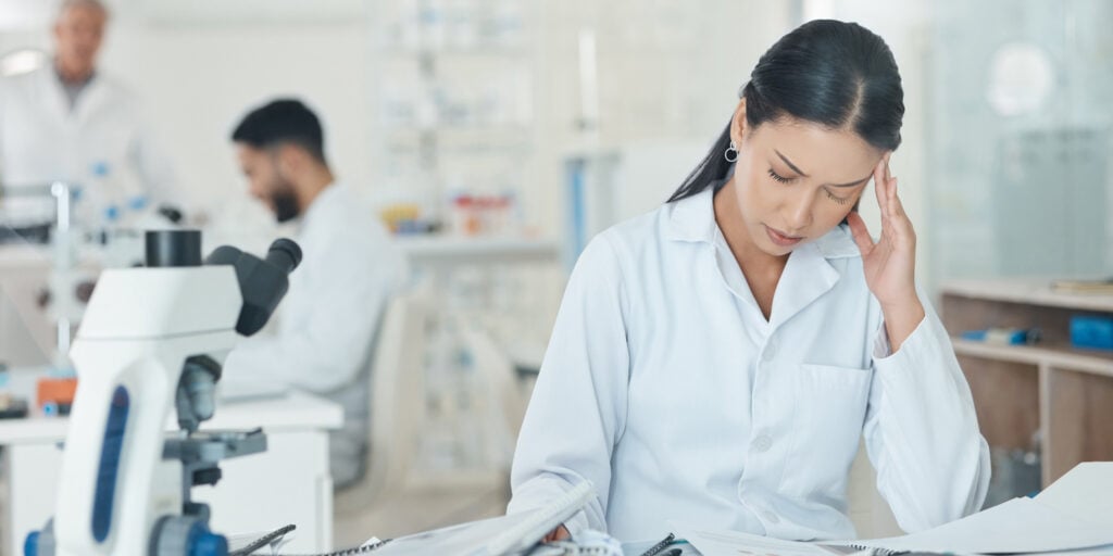 US science funding cuts drive young researchers to move abroad