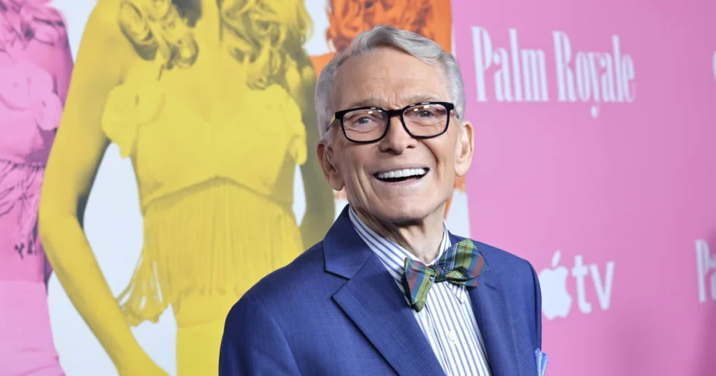 Celebrated fashion designer Bob Mackie dies aged 87