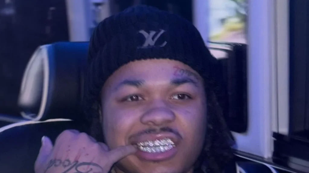 BloodHound Q50, 22, killed in Chicago petrol station shooting
