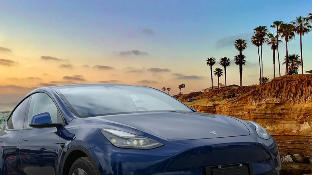 Video shows suspected Tesla thief pursued after hitting woman on boardwalk