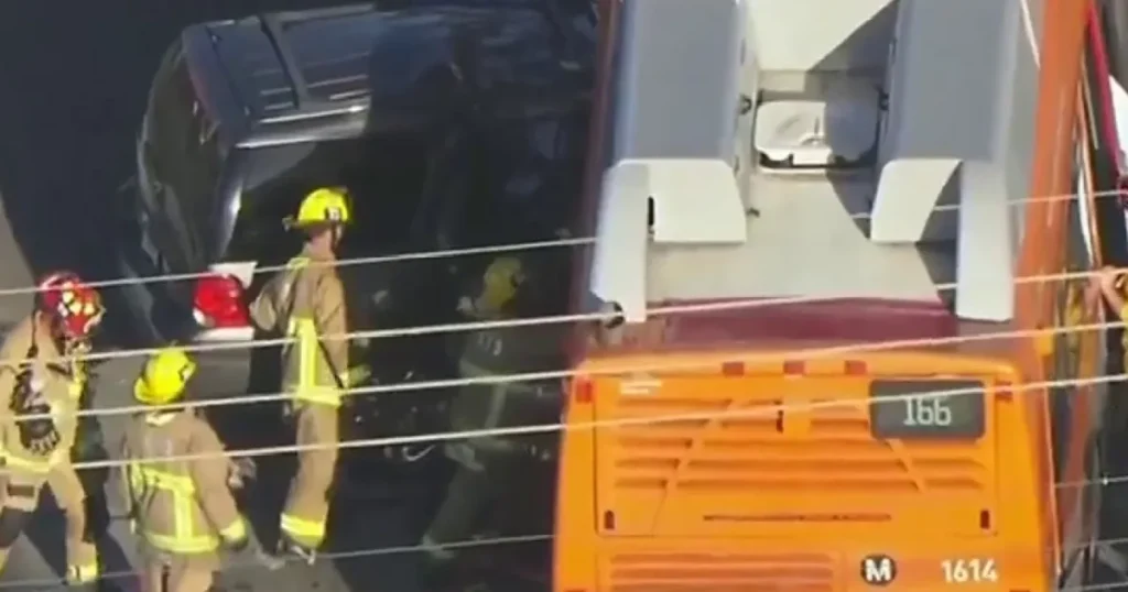 LA Metro bus and SUV collide in Chatsworth
