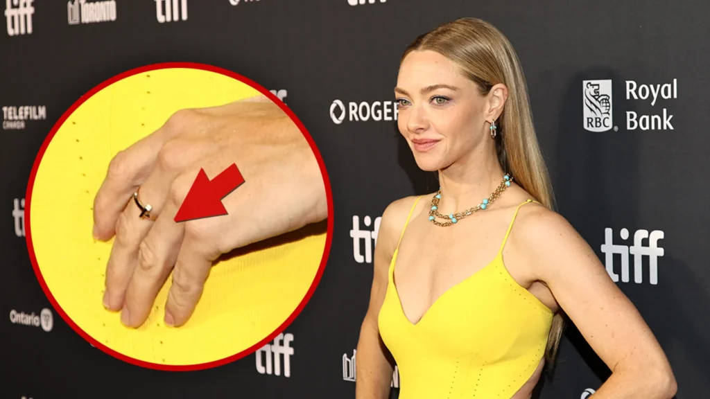 Amanda Seyfried Seen Ringless Days Before Split Announcement