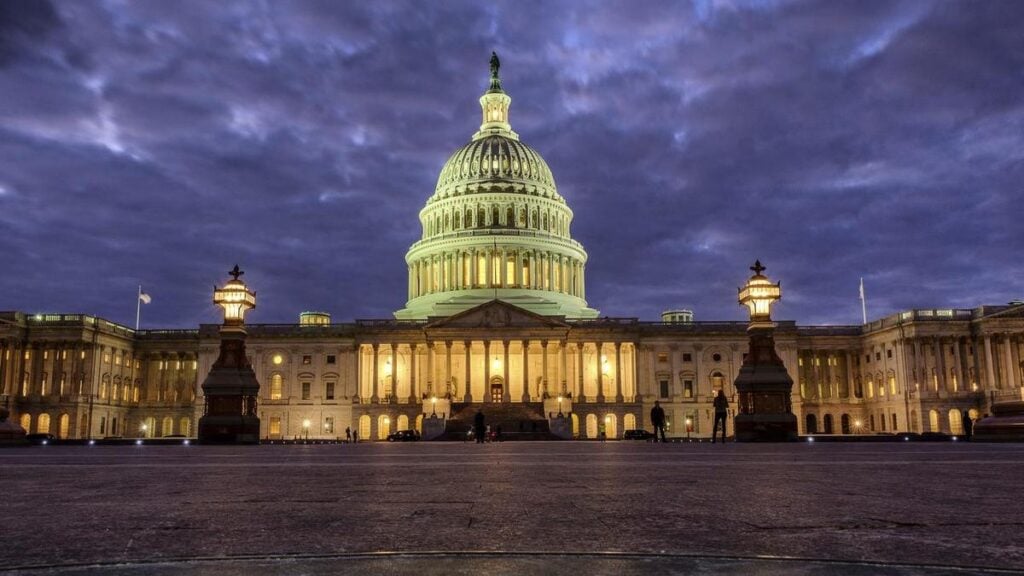 US lawmakers back bill imposing sanctions on Russia