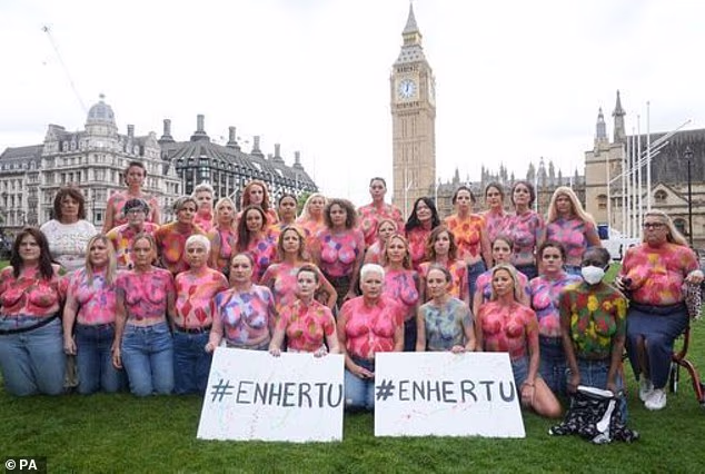 NHS U-turn offers drug to women with incurable breast cancer