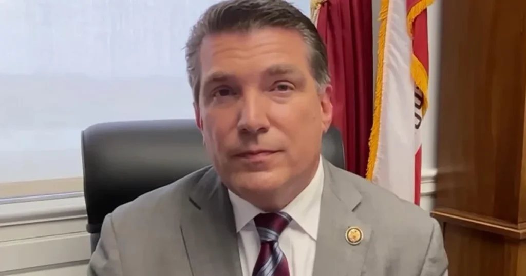 US lawmaker outlines cross-party FRONTIER Act on AI oversight
