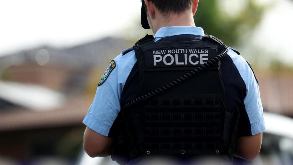 Teen arrested after woman fatally stabbed in Wagga Wagga