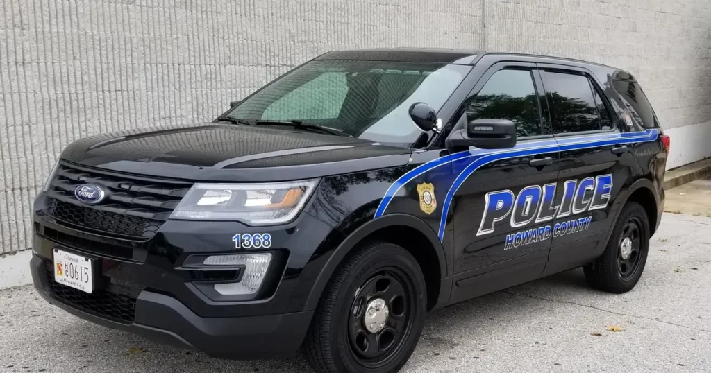 Motorist dies after leaving road and hitting tree in Howard County