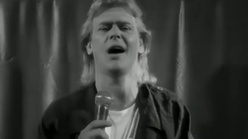 John Farnham will not attend Melbourne tribute