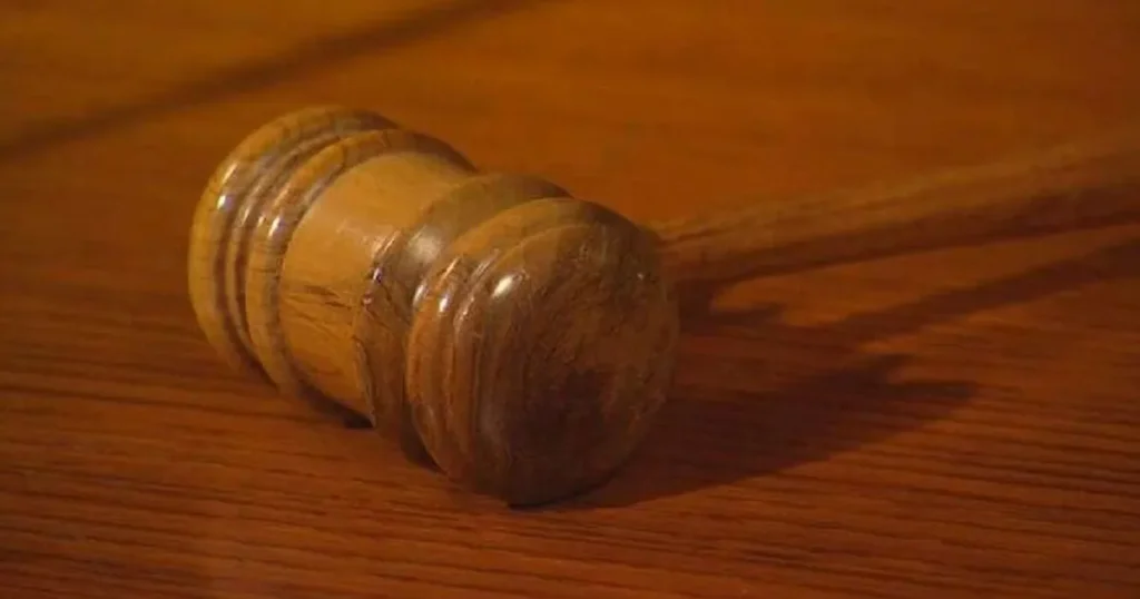 Eleven indicted over $200,000 retail theft plot across 10 chains