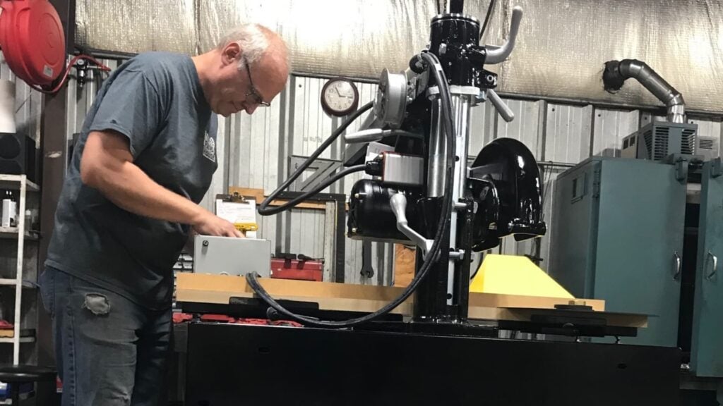 US firms face squeeze from tariffs, fuel and interest rates