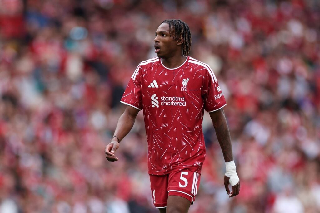 Van Dijk tells standout new partner to stay grounded