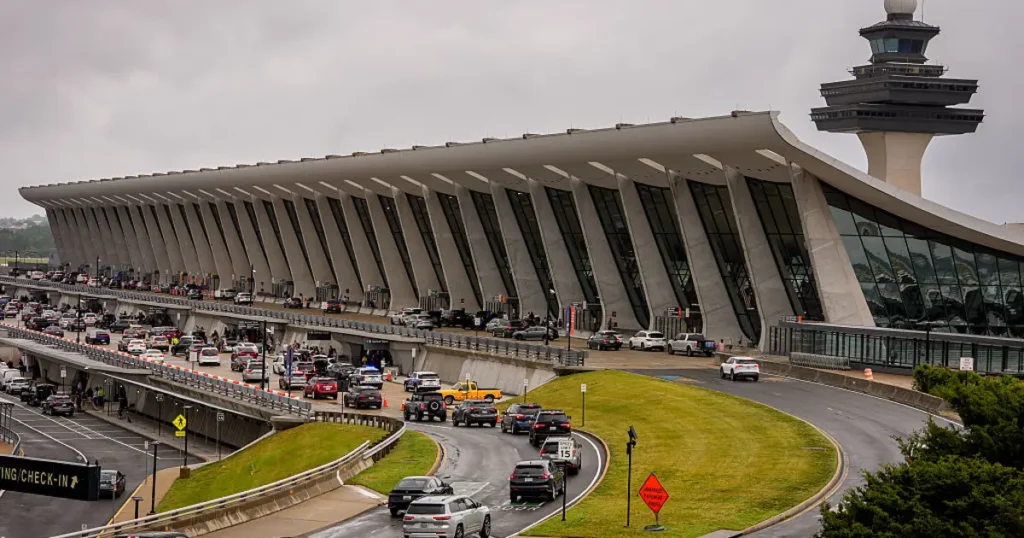 Dulles departures halted for runway construction