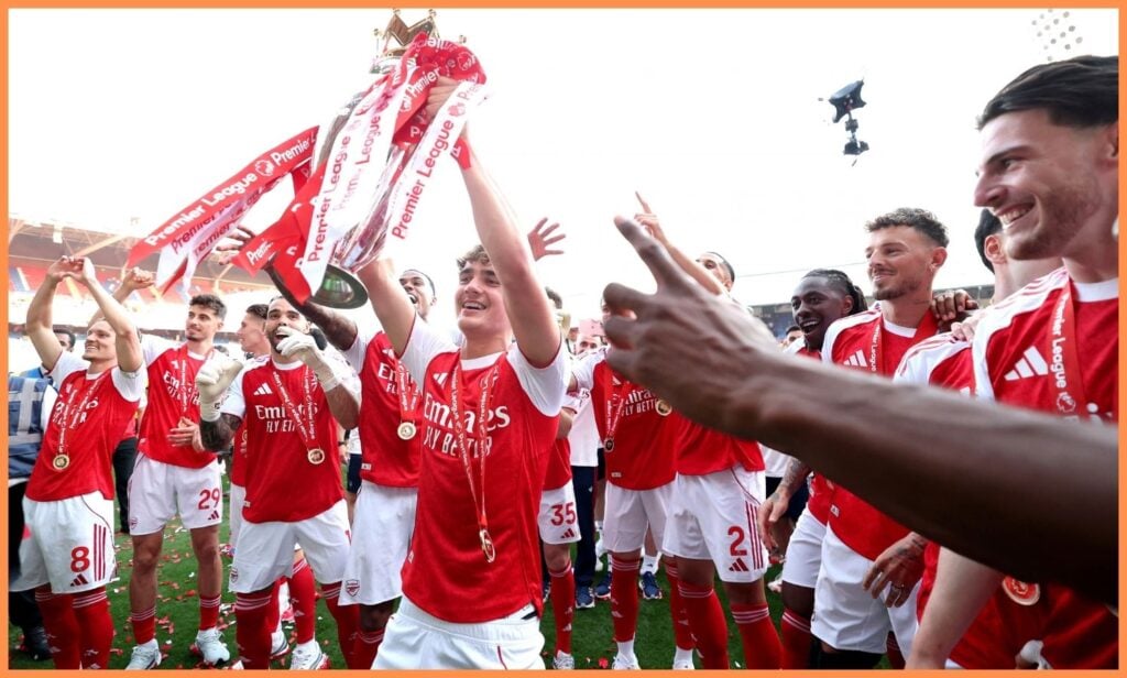 Two clubs discuss loan move for Arsenal star, journalist says