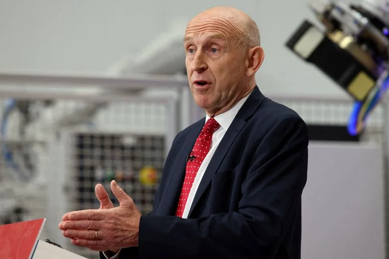 Healey makes defence central to Britain’s industrial renewal