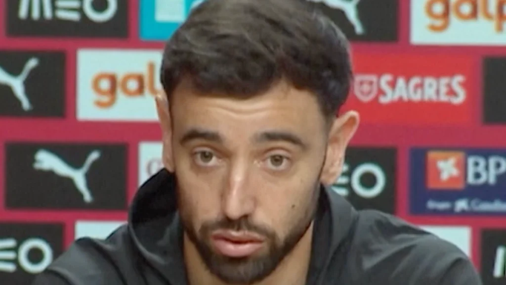 Fernandes dismisses Portugal split talk, backs Ronaldo after exit