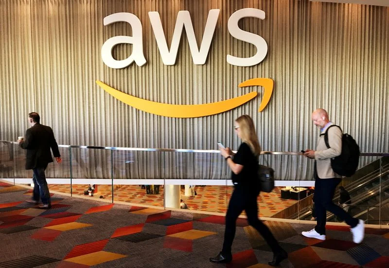 MPs warn US cloud reliance leaves Britain strategically exposed