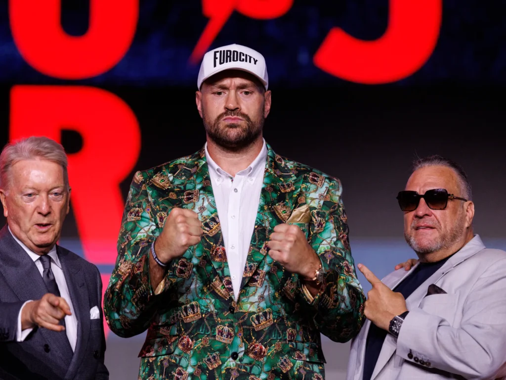 Fury plans to invite Trump to lead ring walk for Joshua fight