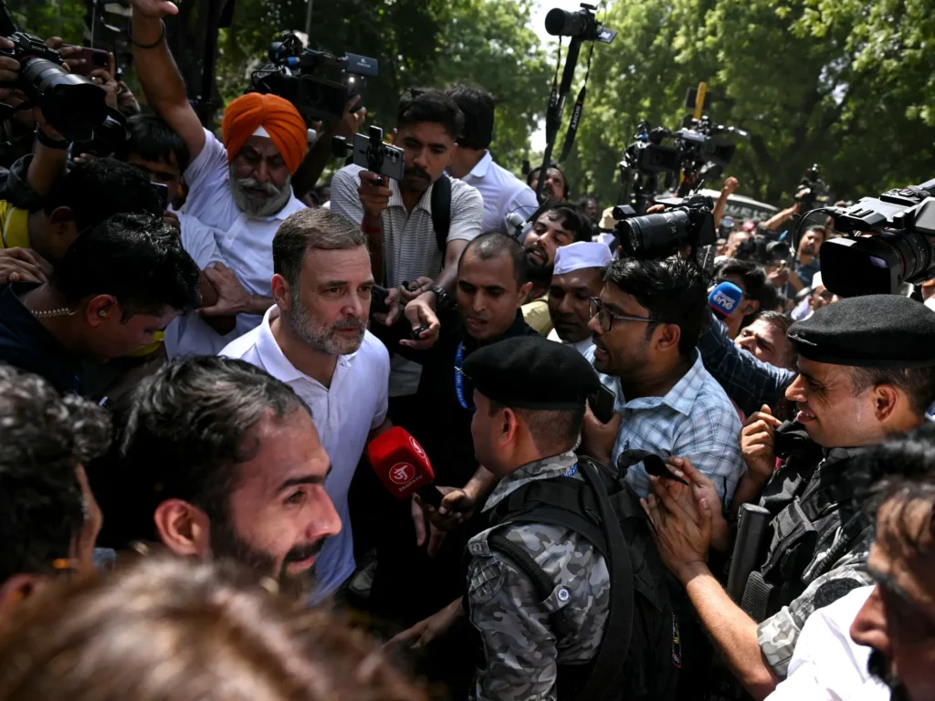 India opposition leaders briefly detained protesting election chief