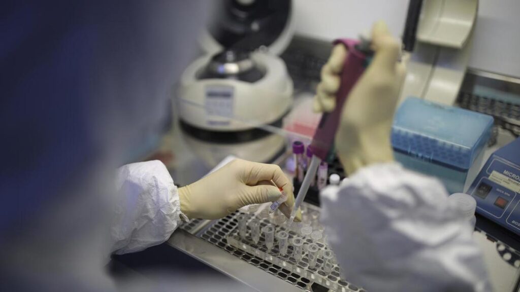 Russia dismisses plague fears as residents play down alarm
