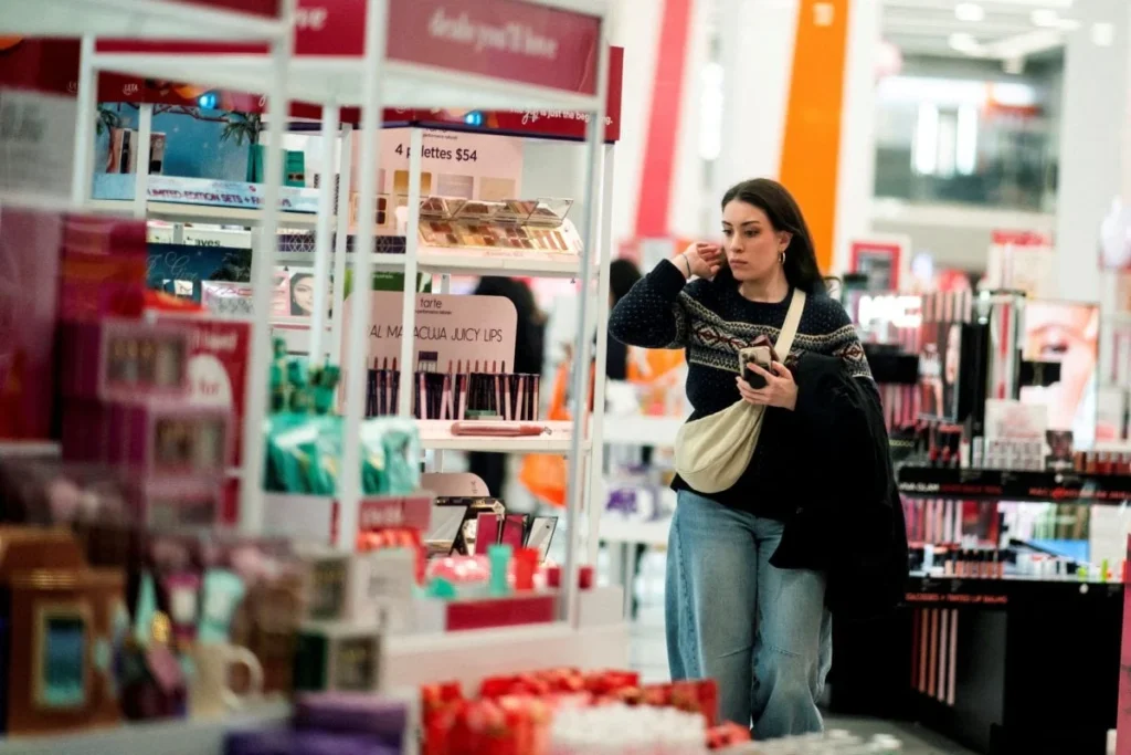 US consumers’ price outlook reaches highest level since May 2023