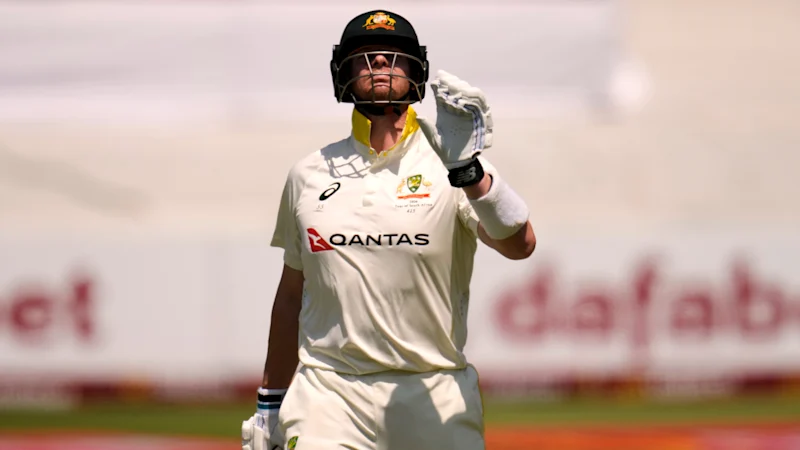 Australia v South Africa LIVE: Smith, Head out as pair resist