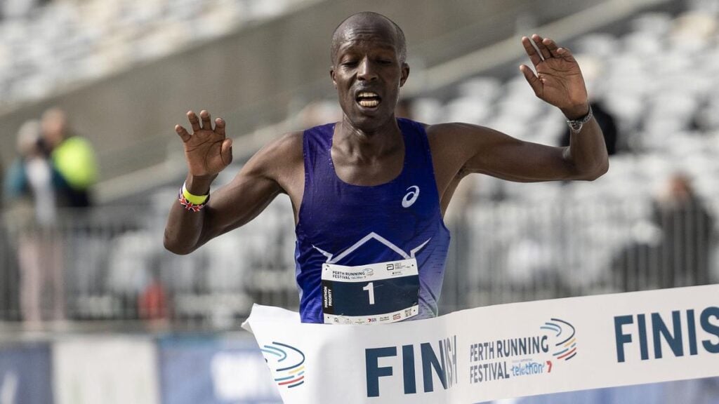 Dominic Ngeno wins Perth marathon despite fierce winds