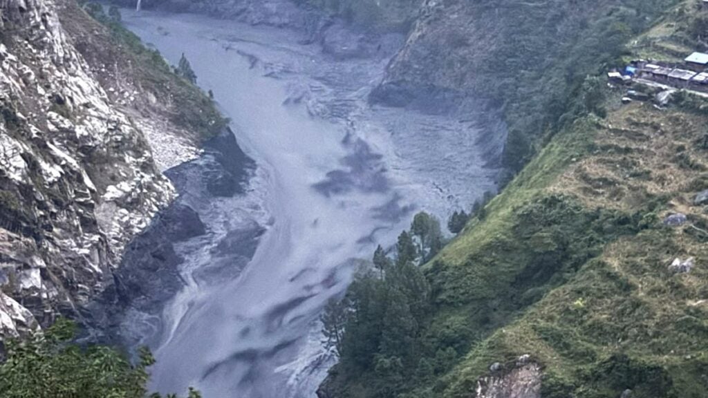 Flash flooding from Budhi Gandaki forces village evacuations