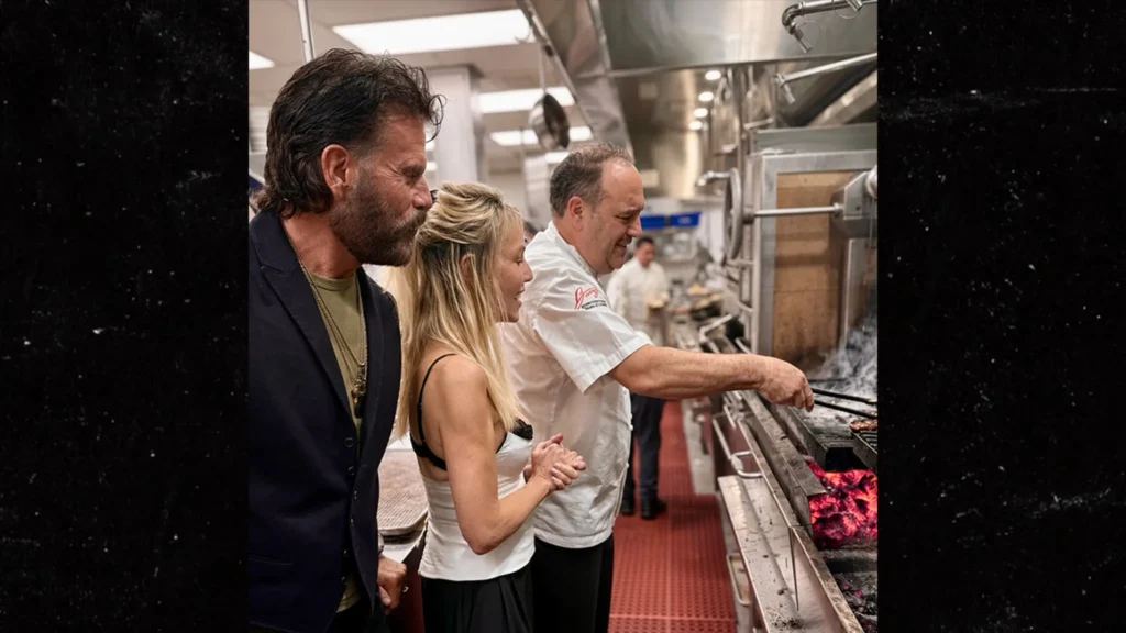 Heather Locklear and Lorenzo Lamas share romantic Las Vegas break