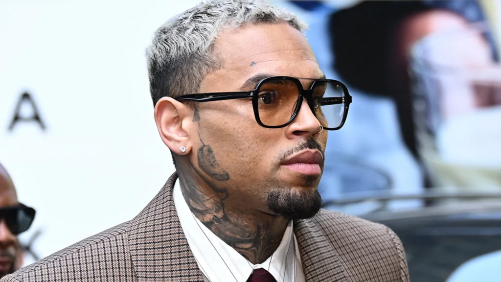 Chris Brown ex-housekeeper seeks arrest warrant in dog-bite case