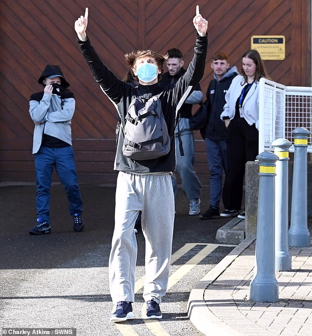 Labour releases 650 more prisoners in second early-release phase