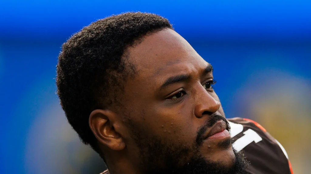Ex-Browns WR David Bell brings $300m lawsuit over near-fatal surgery