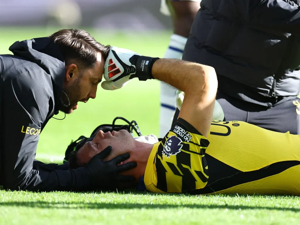 Chelsea goalkeeper Emi Martinez set to return within weeks
