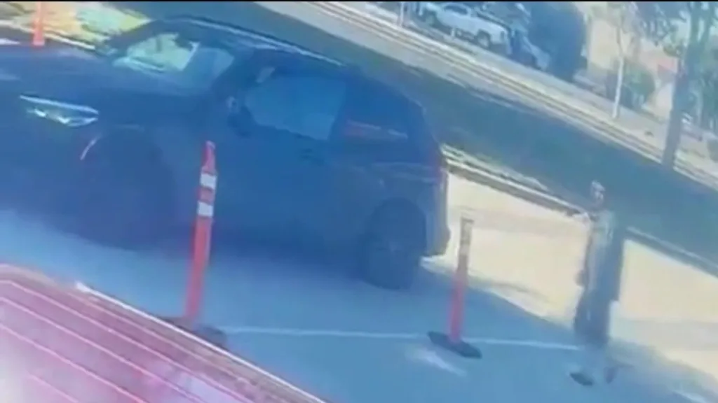 Officers seek suspect after BMW taken at Dublin car wash