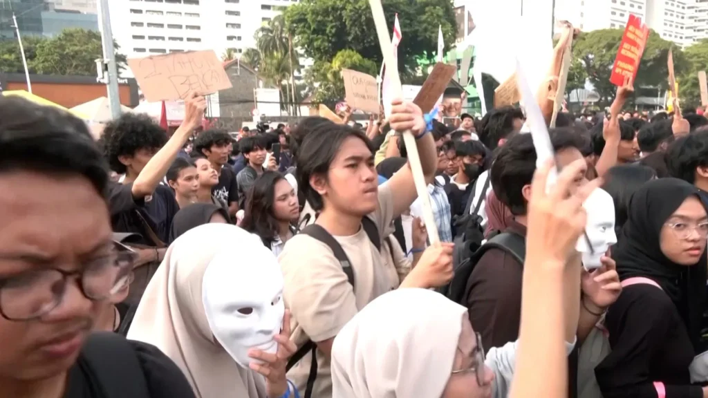 Indonesians rally over fires from land clearance